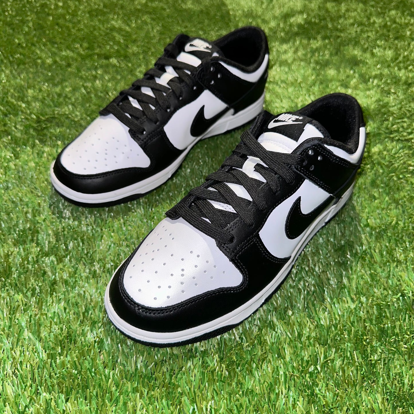 Dunk Low "Panda"