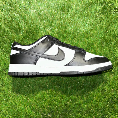 Dunk Low "Panda"