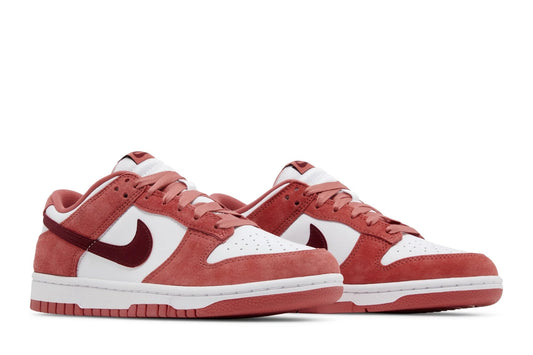 Dunk Low "Valentine's Day"