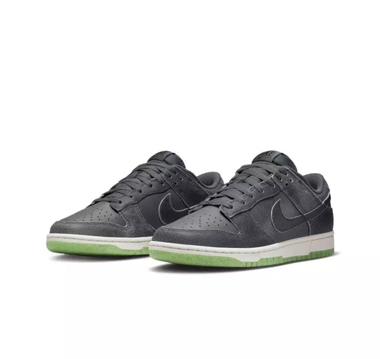 Dunk Low "Halloween 2022 Cauldron"